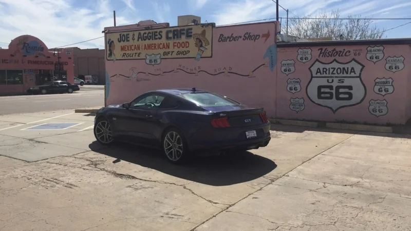 2020 Ford Mustang 8