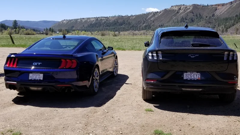 2020 Ford Mustang 11