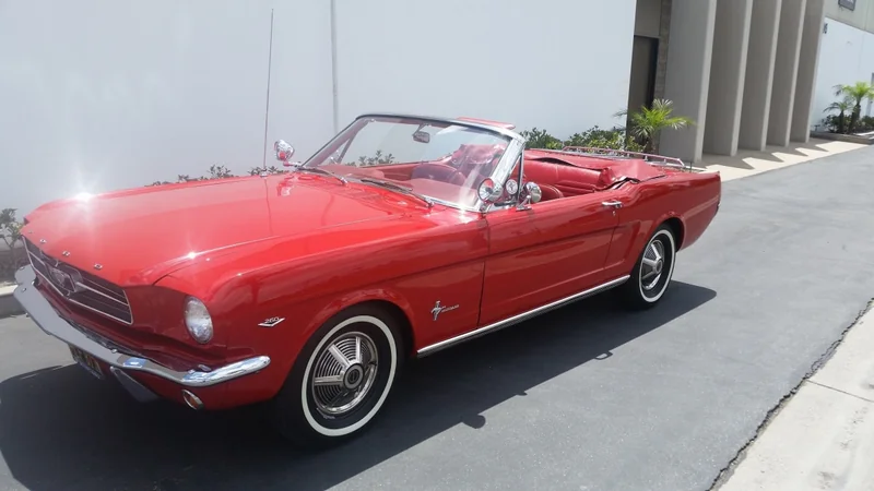 1964 Ford Mustang 2