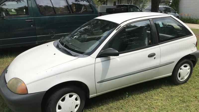 1998 Chevrolet Metro 2