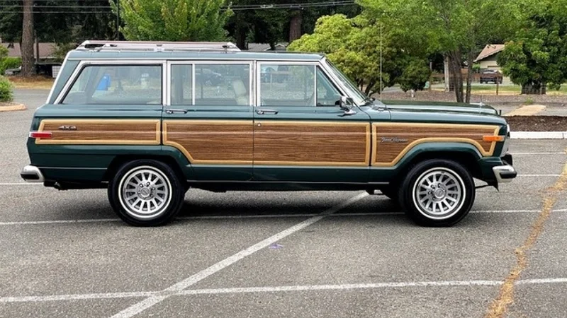 1991 Jeep Grand Wagoneer 4