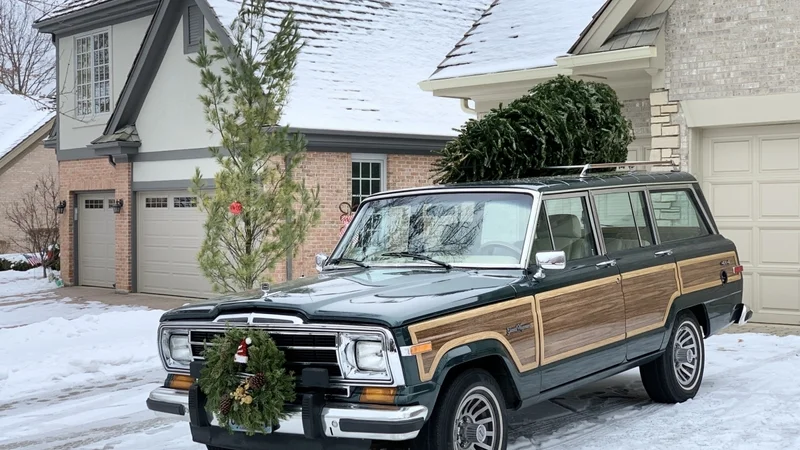 1991 Jeep Grand Wagoneer 16