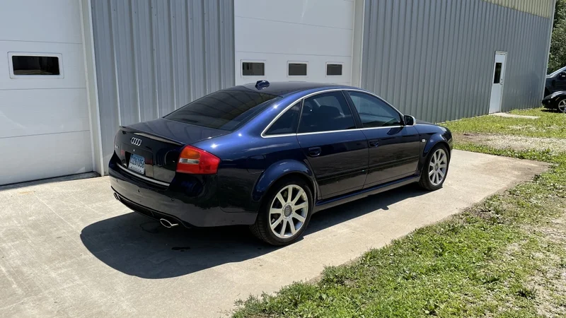 2003 Audi RS6