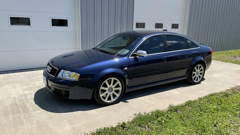 2003 Audi RS6