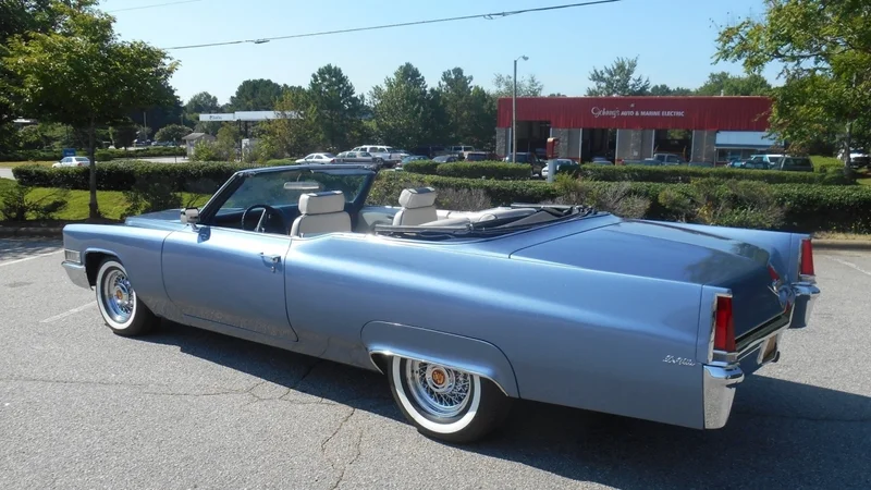 1969 Cadillac DeVille 2
