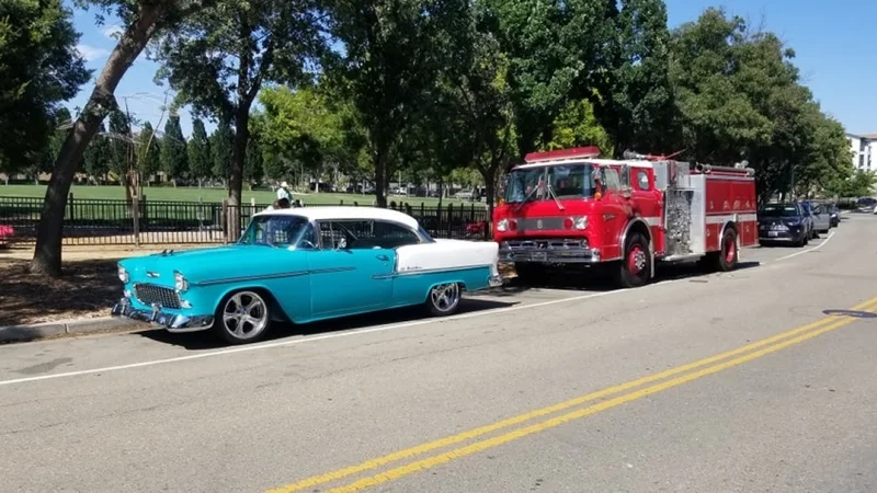 1990 Ford 8000 Fire Truck 9