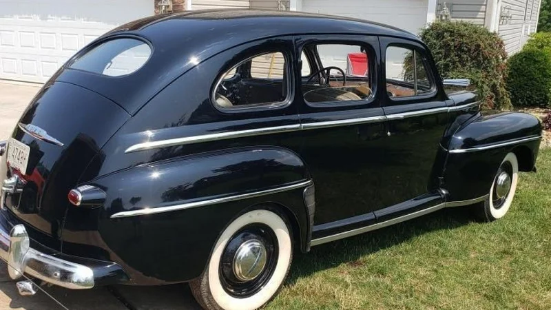 1947 Ford Deluxe 5