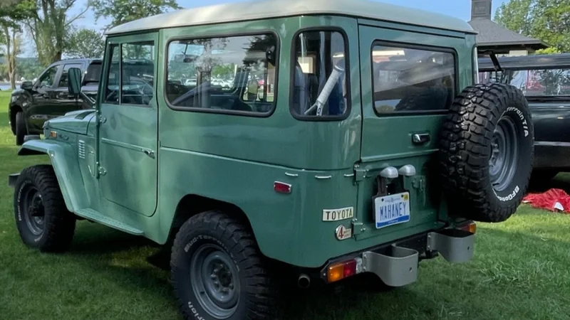 1974 Toyota Land Cruiser BJ-40 3
