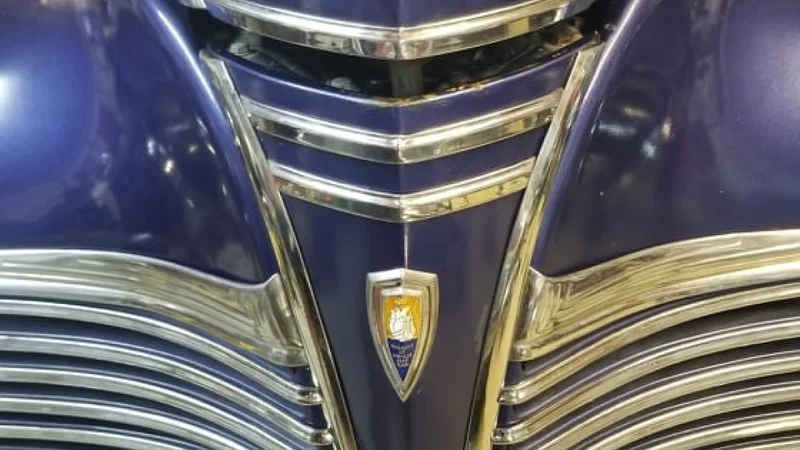 1941 Plymouth Special Deluxe 9