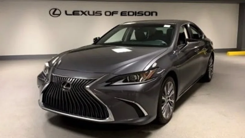 2021 Lexus ES350 2