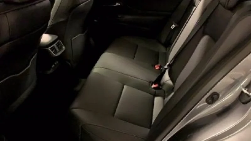 2021 Lexus ES350 8