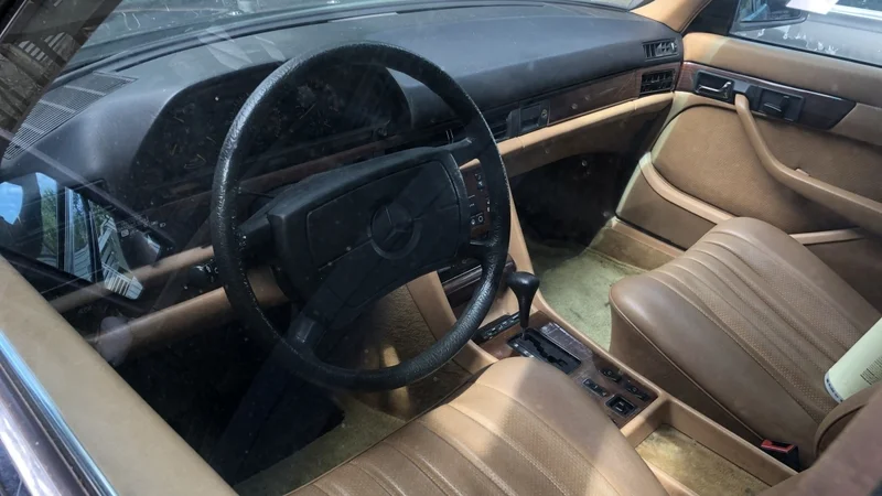 1984 Mercedes-Benz 380SE 2
