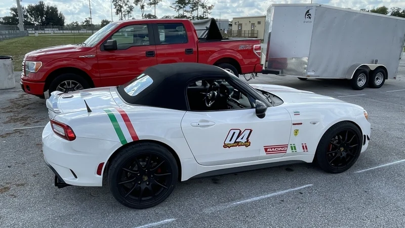 2018 Fiat 124 Spider Abarth na 2