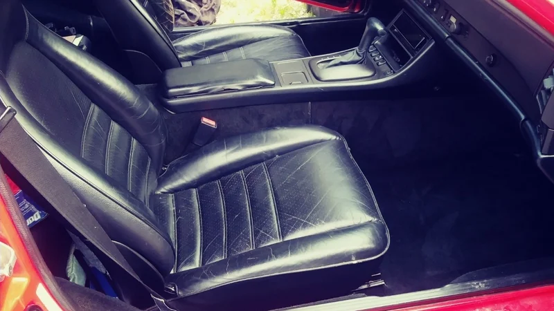 1986 Porsche 944 9