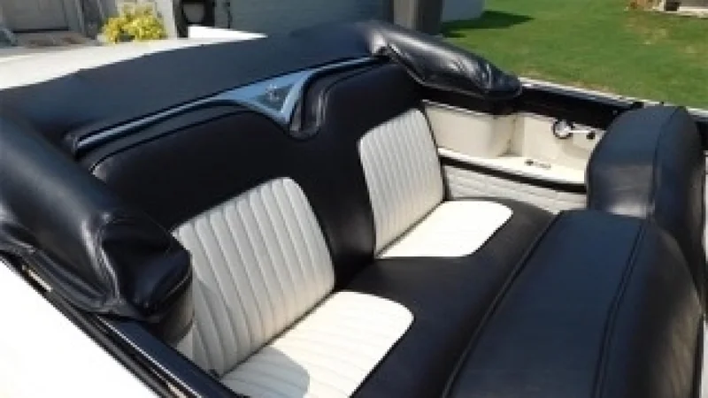 1956 Ford Fairlane Sunnier 16