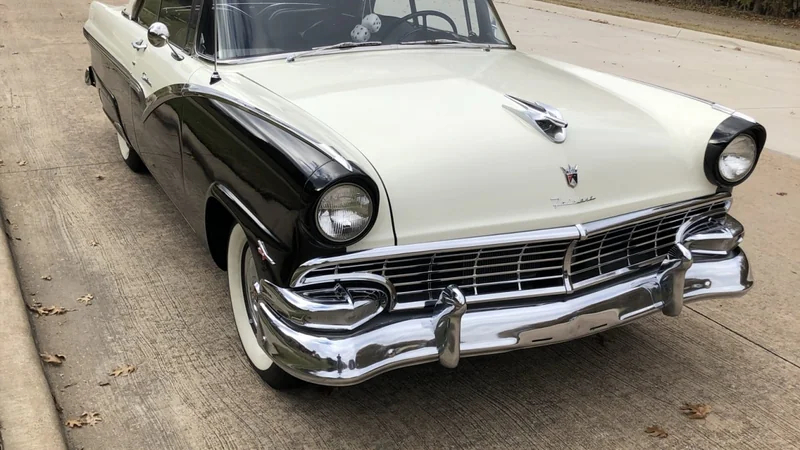 1956 Ford Fairlane
