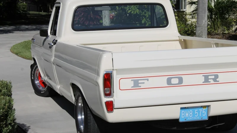 1969 Ford F-100