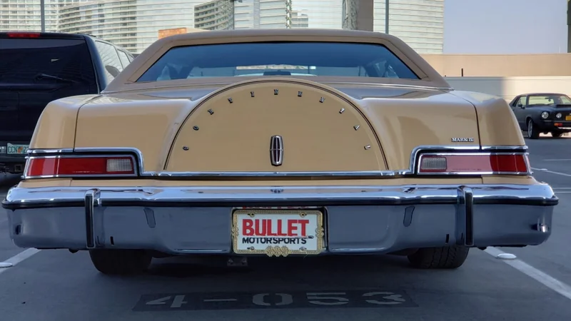 1976 Lincoln Continental Mk IV 5