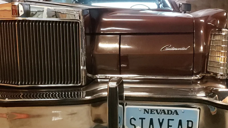 1976 Lincoln Continental Mk IV 2