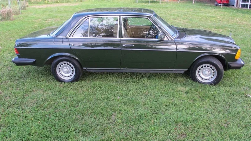 1983 Mercedes-Benz 240D