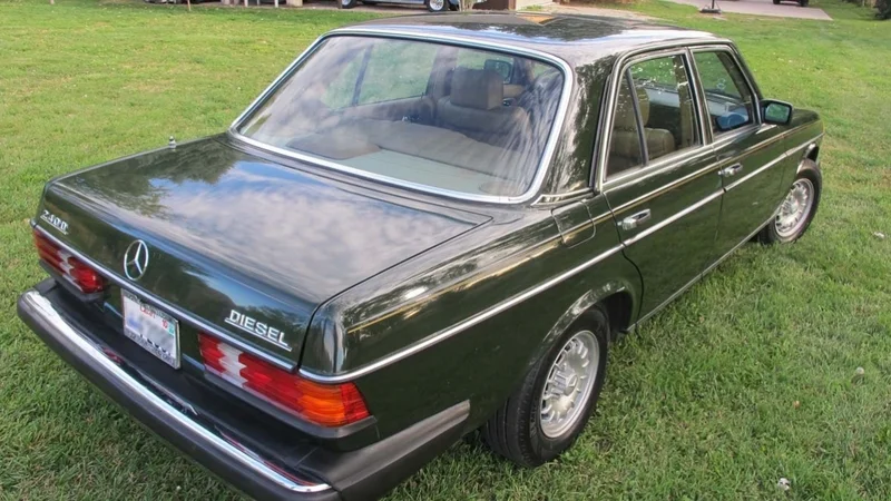 1983 Mercedes-Benz 240D