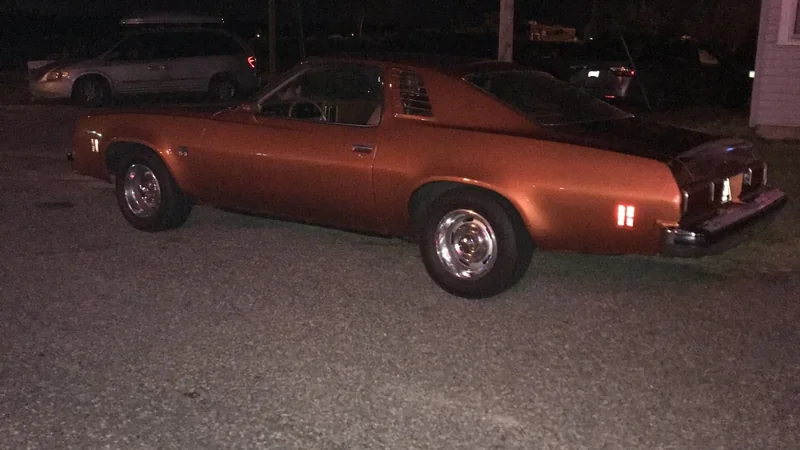 1975 Chevrolet Laguna S-3 4