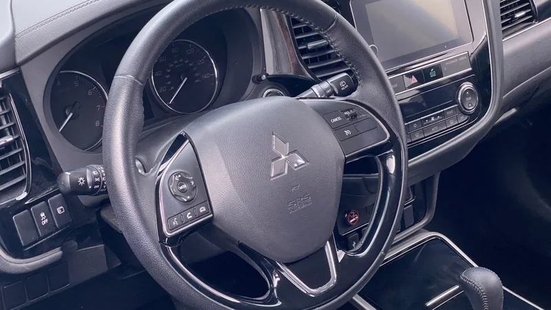 2019 Mitsubishi Outlander 7