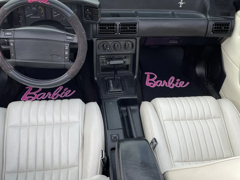 1992 Ford Mustang 33