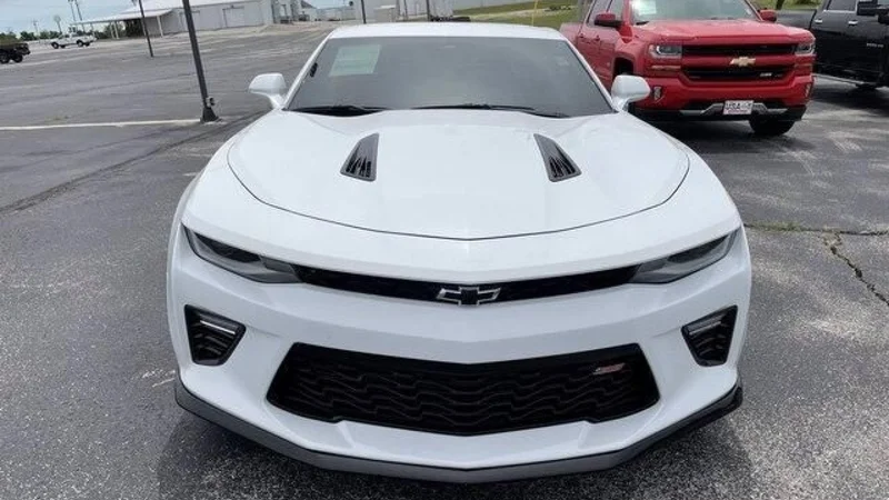 2017 Chevrolet Camaro 4