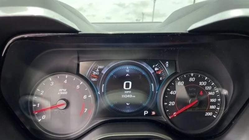 2017 Chevrolet Camaro 8