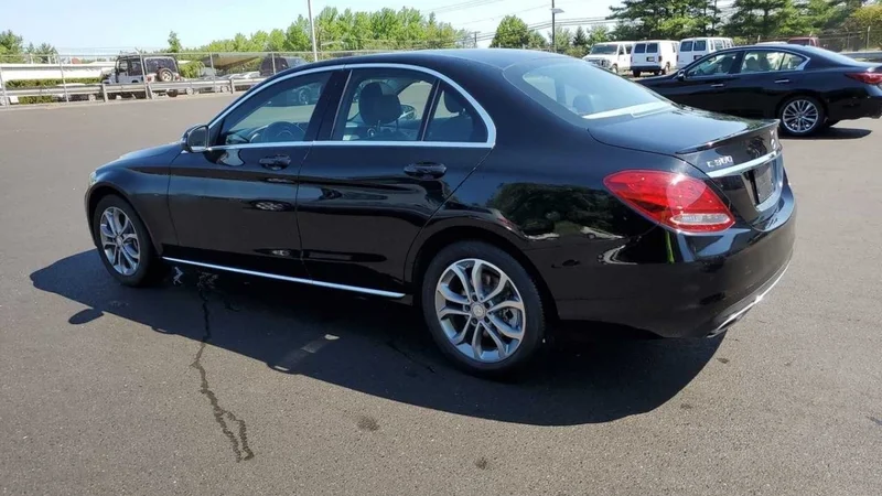 2016 Mercedes-Benz C300 2