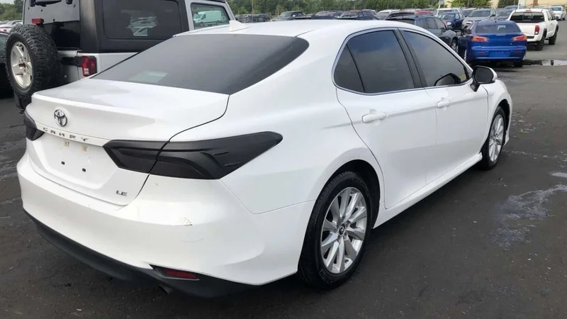 2019 Unknown LE 8