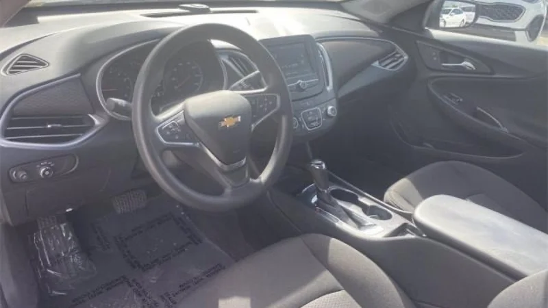 2018 Chevrolet Malibu 2