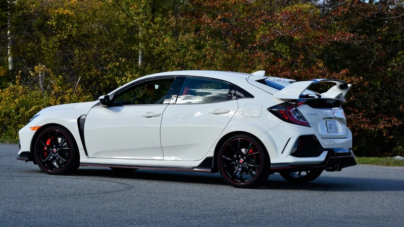 2017 Honda Civic Type-R 4