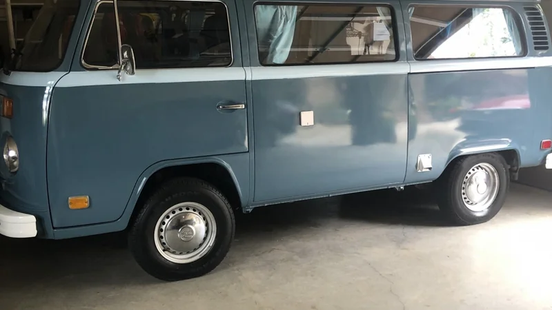 1974 Volkswagen Bus 5