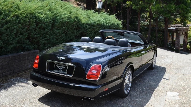 2010 Bentley Azure 3