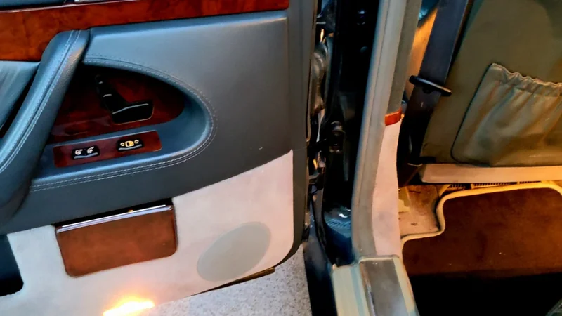 1996 Mercedes-Benz S600 9