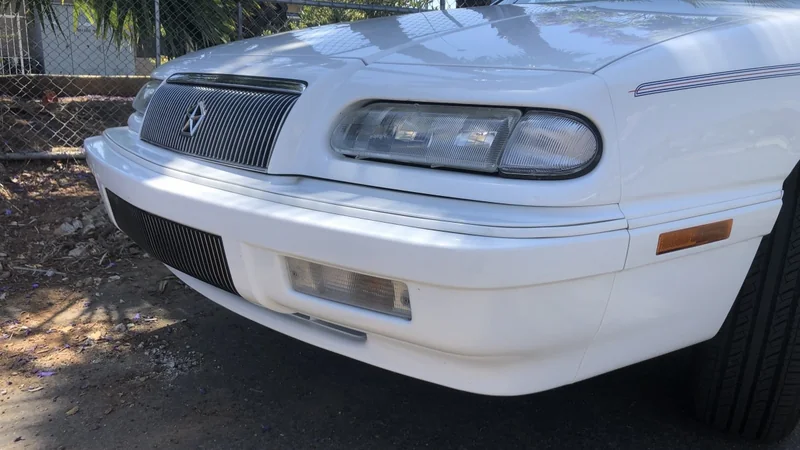 1995 Chrysler LeBaron GTC 9