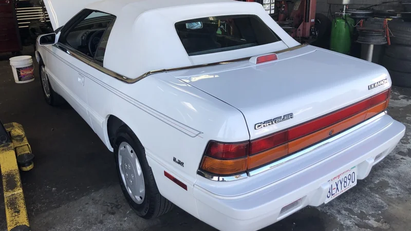1995 Chrysler LeBaron GTC 4