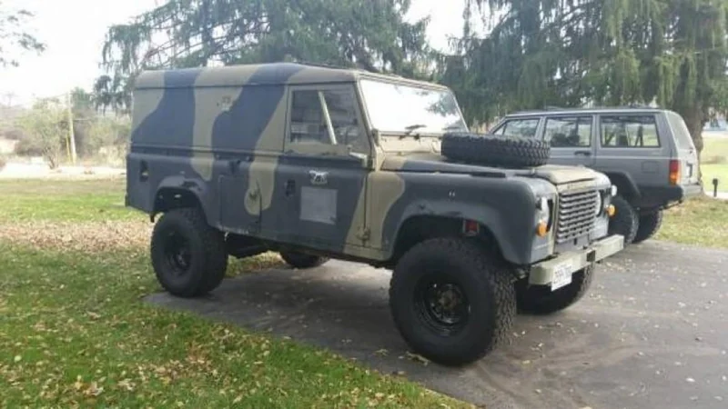 1985 Land Rover Defender