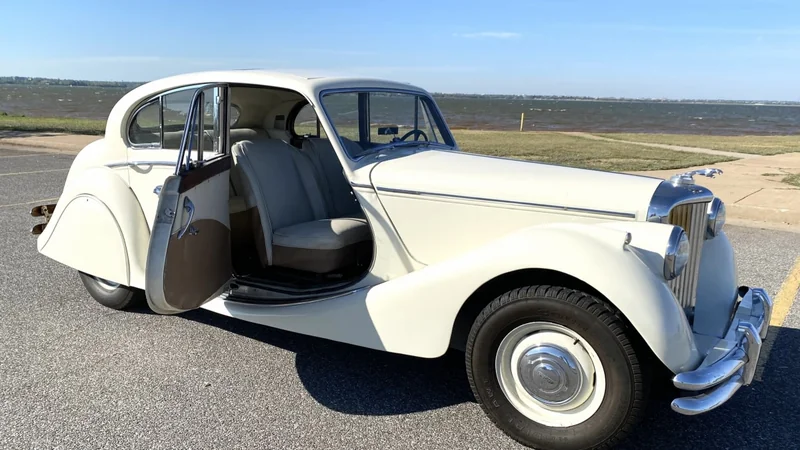 1950 Jaguar Mark V 2