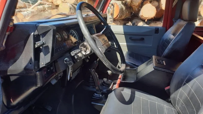 1989 Land Rover Defender 90 4