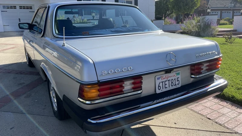 1982 Mercedes-Benz 300CD 4