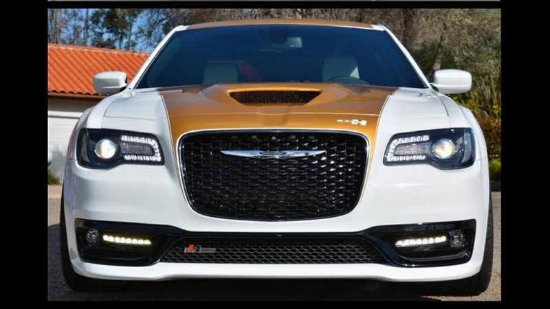 2018 Chrysler 300H 2