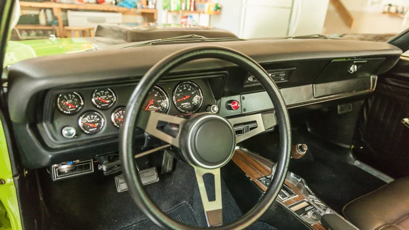 1972 Plymouth Duster 3