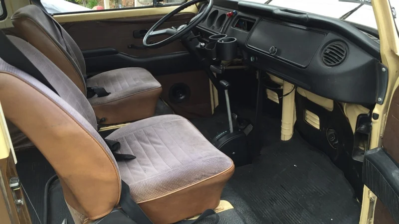 1978 Volkswagen Transporter (Van) 2