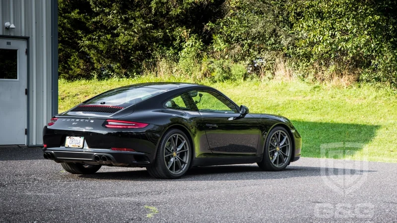 2017 Porsche 911 6