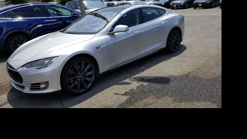 2013 Tesla Model S 4