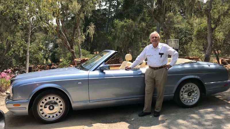 2000 Rolls-Royce Corniche 4