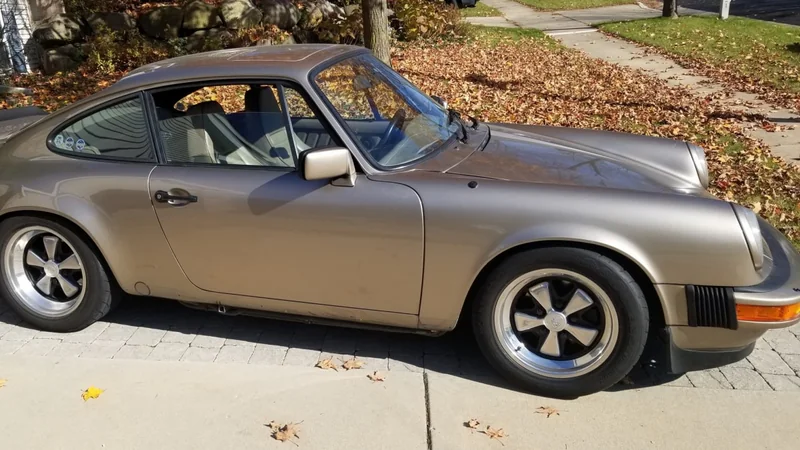 1980 Porsche 911 2